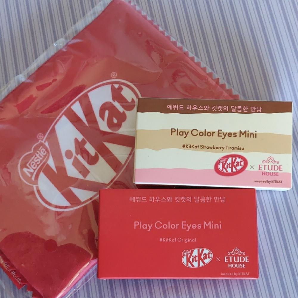 Etude House Kit Kat palettes (set)